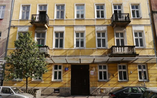 Studio Rental Central Warsaw