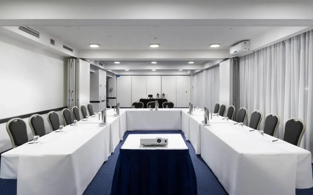 Hotel Alba Adelaide