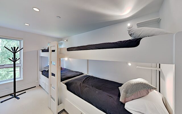 450eliot 3 Bedroom Condo