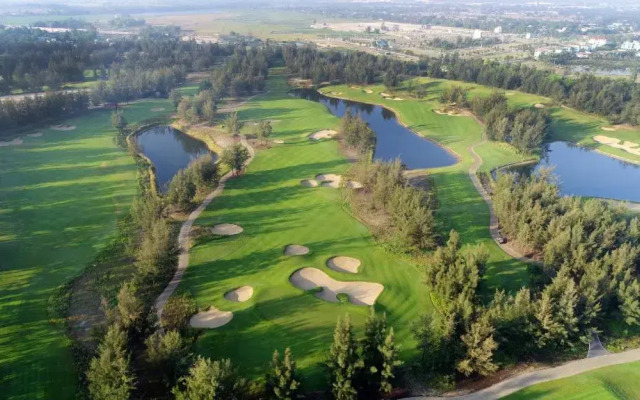 Montgomerie Links