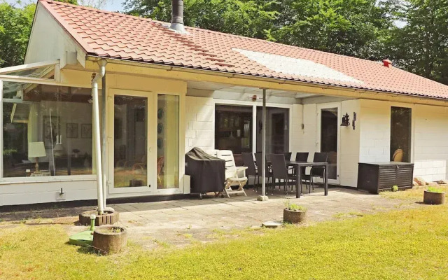 6 Person Holiday Home in Hadsund