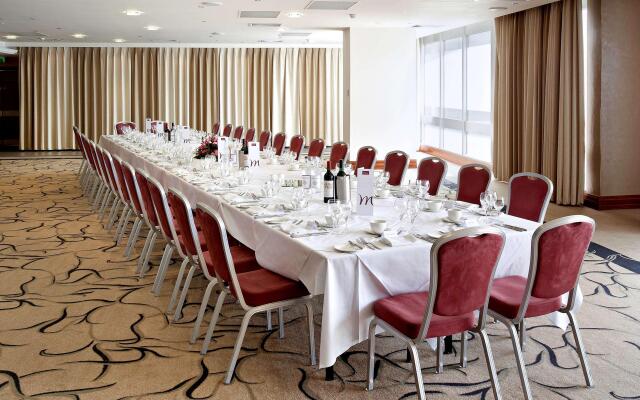 Holland House Hotel Cardiff By Sunday