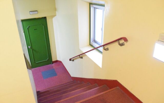 Boarding House
