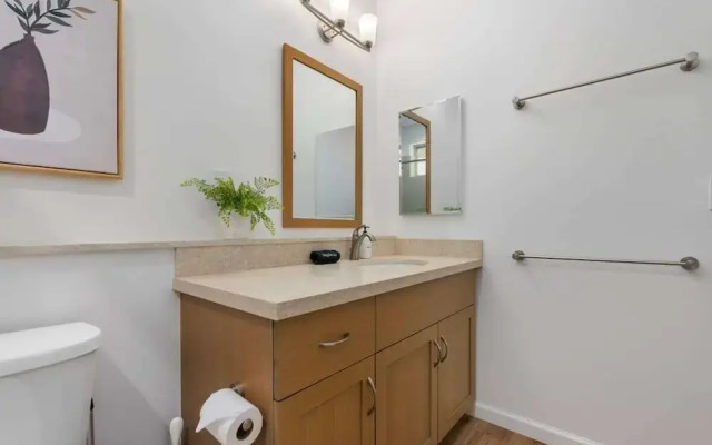 @marbella Lane - Blissful Studio in Makaha