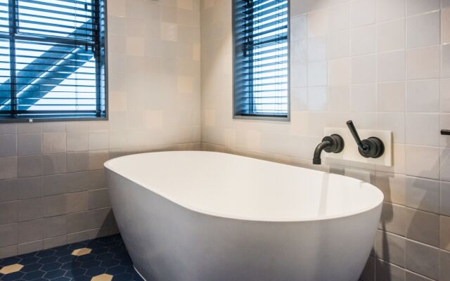 Numa Amsterdam The Crane