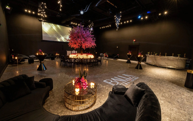 Cambria Hotel Detroit Downtown