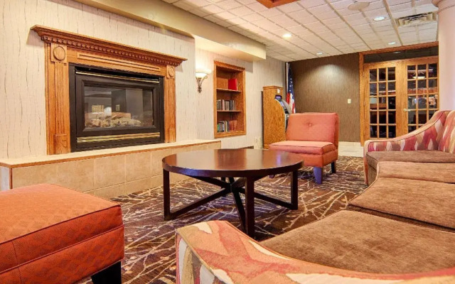 Norwood Inn & Suites