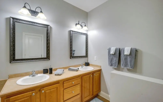 Relaxing Biloxi Vacation Rental Condo Near Beach!