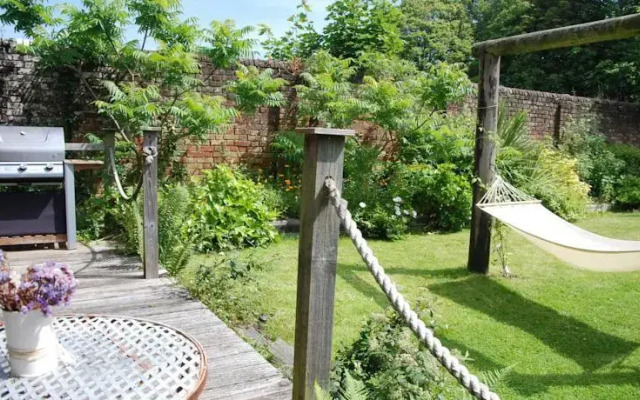 Magic Cottage