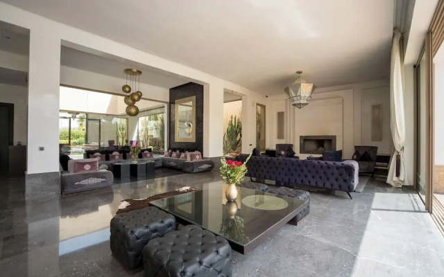 Palais Gen Eden Marrakech – Séjour VIP avec Piscine, Restaurant et Services Premium