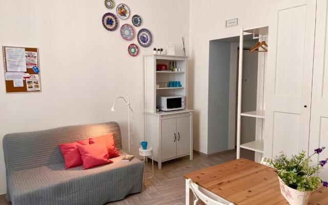Vico Longo 25 - Ensuit flat in the heart of Naples