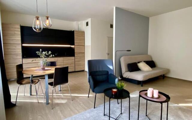 CITY HALL Studio Apartment by Hostlovers