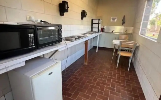 Coolgardie Caravan Park