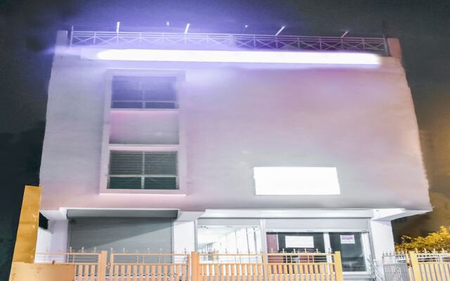 OYO 14658 Shree Ambe Tara Guest House