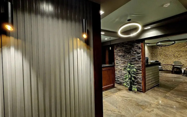 Grand Bayan Hotel at Nile Plaza