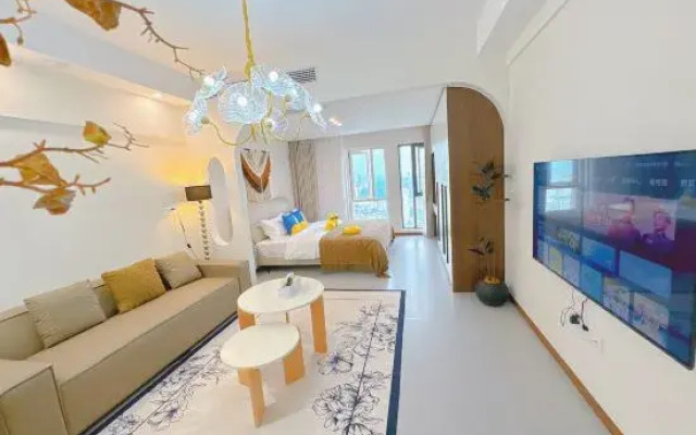 Huaren Yiju Homestay (University Town Branch