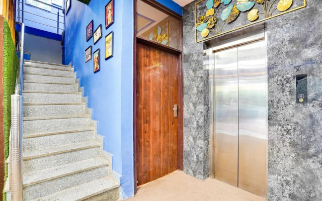 OYO Townhouse 1077 Hotel travel time