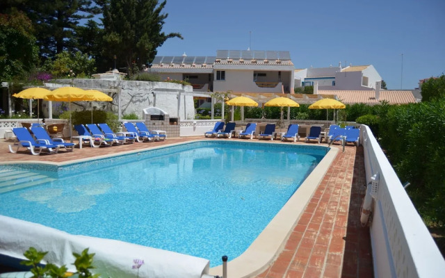 Quinta Paraiso da Mia 2-bedr Apartment in Luz