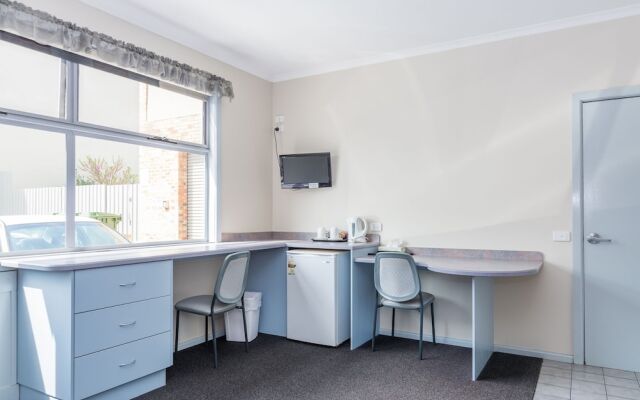 Merimbula Lakeview Hotel