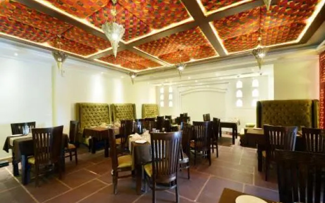 Hotel Riyasat