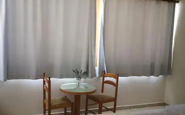 Minaides Hotel