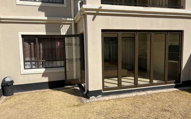 3-bedroom Luxury Apartment