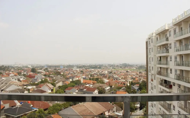 Classic 2BR Apartment At Gateway Pasteur near Exit Toll