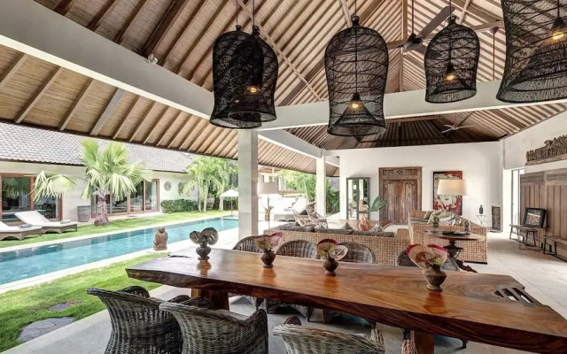 Abaca Villas
