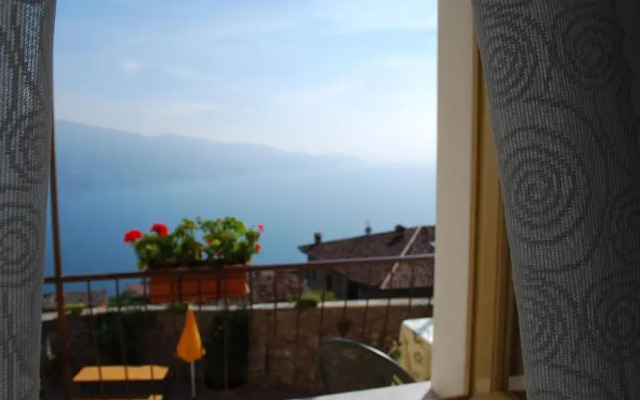 Rustico Kristi - Rebomaholidays