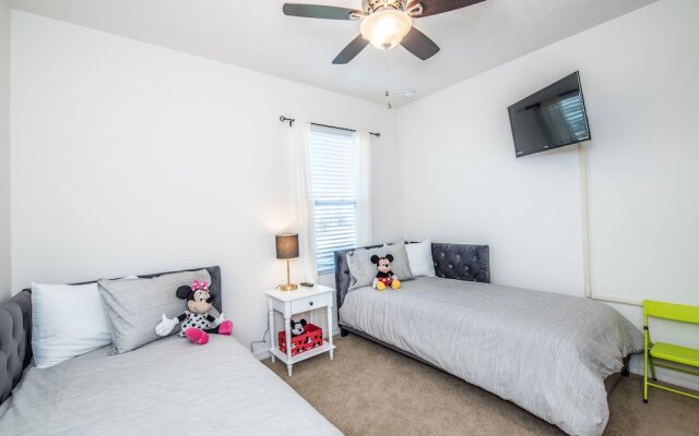 Solterra - 4686 Terrasonesta Drive