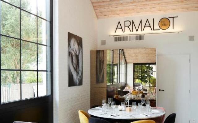 B&B Armalot by Julia