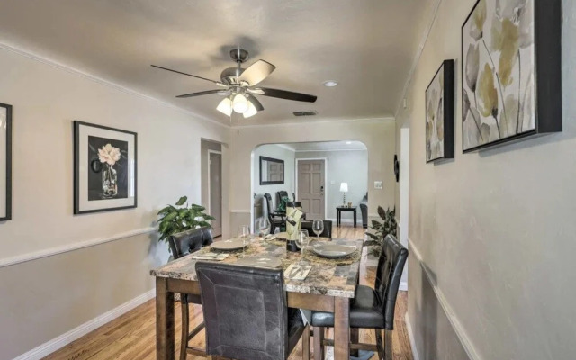 Bakersfield City Home w Patio and Garden