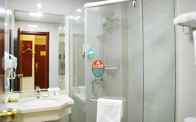 GreenTree Inn Yangzhou Slender West Lake Wencheng Attic Express Hotel