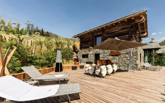 Cocoon Deluxe Luxury Chalet SPA F&B