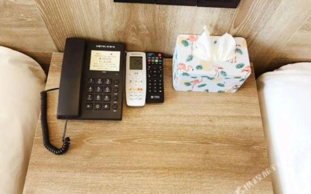 Yahao Selected Hotel (Jinfeng Branch)