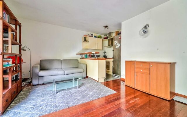 Well-equipped Studio With Balcony - Paris 19ème