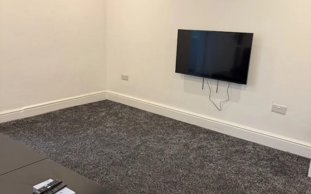 Luton Luxury Apartment With 2 Bedrooms