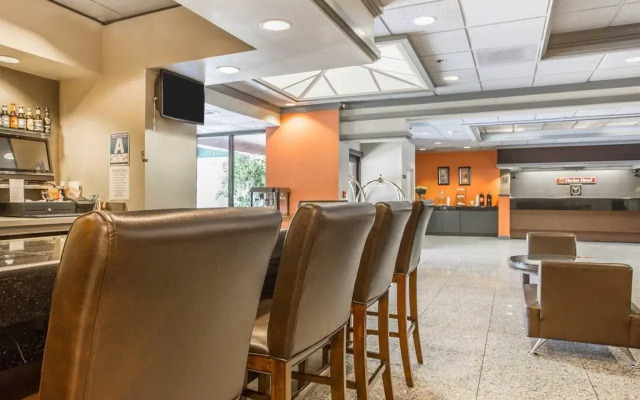 Fairfield Inn & Suites by Marriott Bakersfield Central