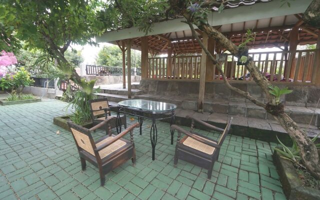 Hotel O Kencana Homestay Syariah Near Masjid AL-BAROKAH Kanyuran