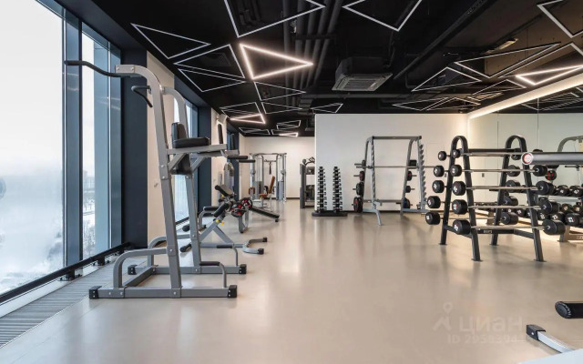 Студия на проспекте Андропова, 10