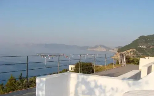 Sea View Studios