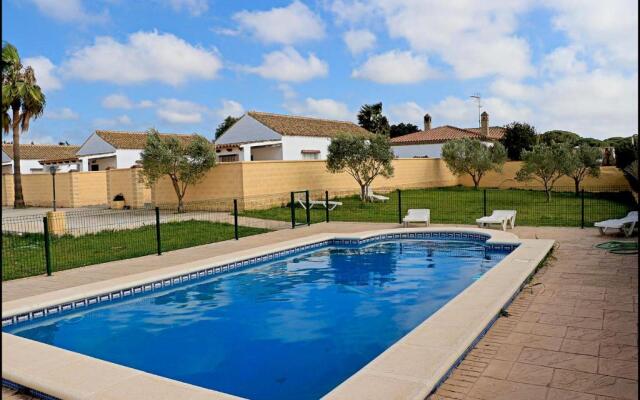 Bungalow en complejo I, con piscina compartida