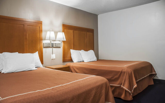 Rodeway Inn & Suites Niagara Falls