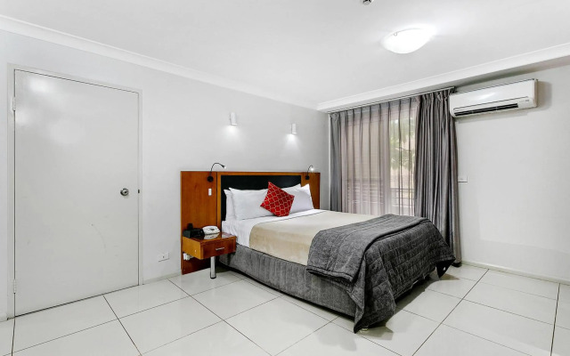 Comfort Inn & Suites Burwood
