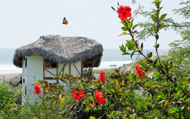 Azuluna Eco-Lodge