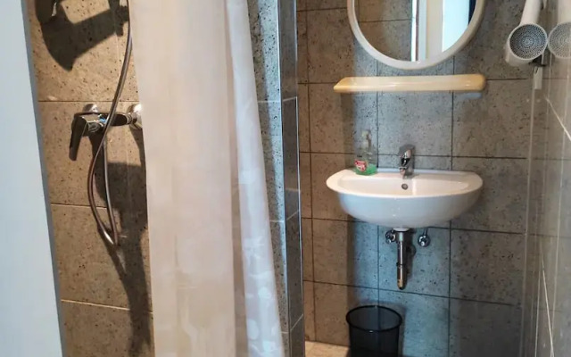 Lovely Modern Historical 1-bedroom