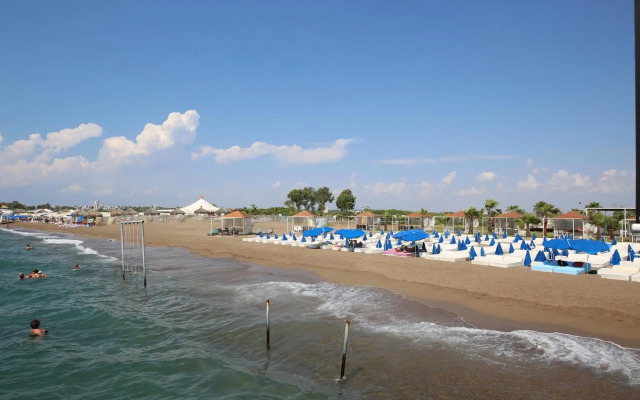Laren Family Hotel & Spa -  Boutique Hotel