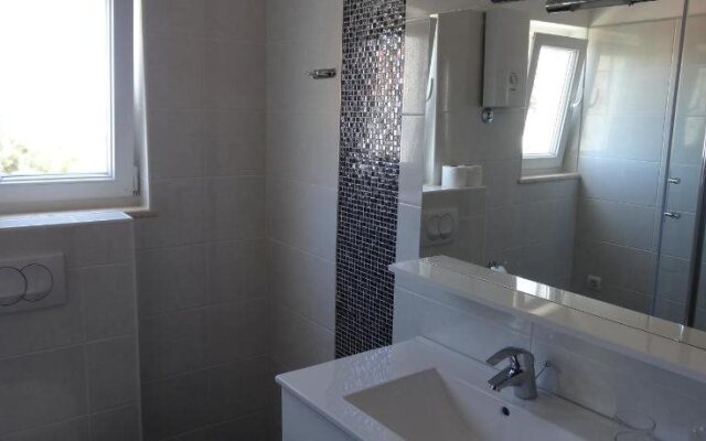 Gina Bed & Breakfast