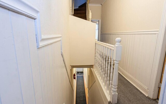 Captivating 5-bed House in Horwich Bolton