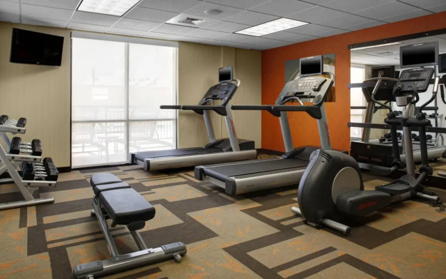 Courtyard by Marriott Brunswick